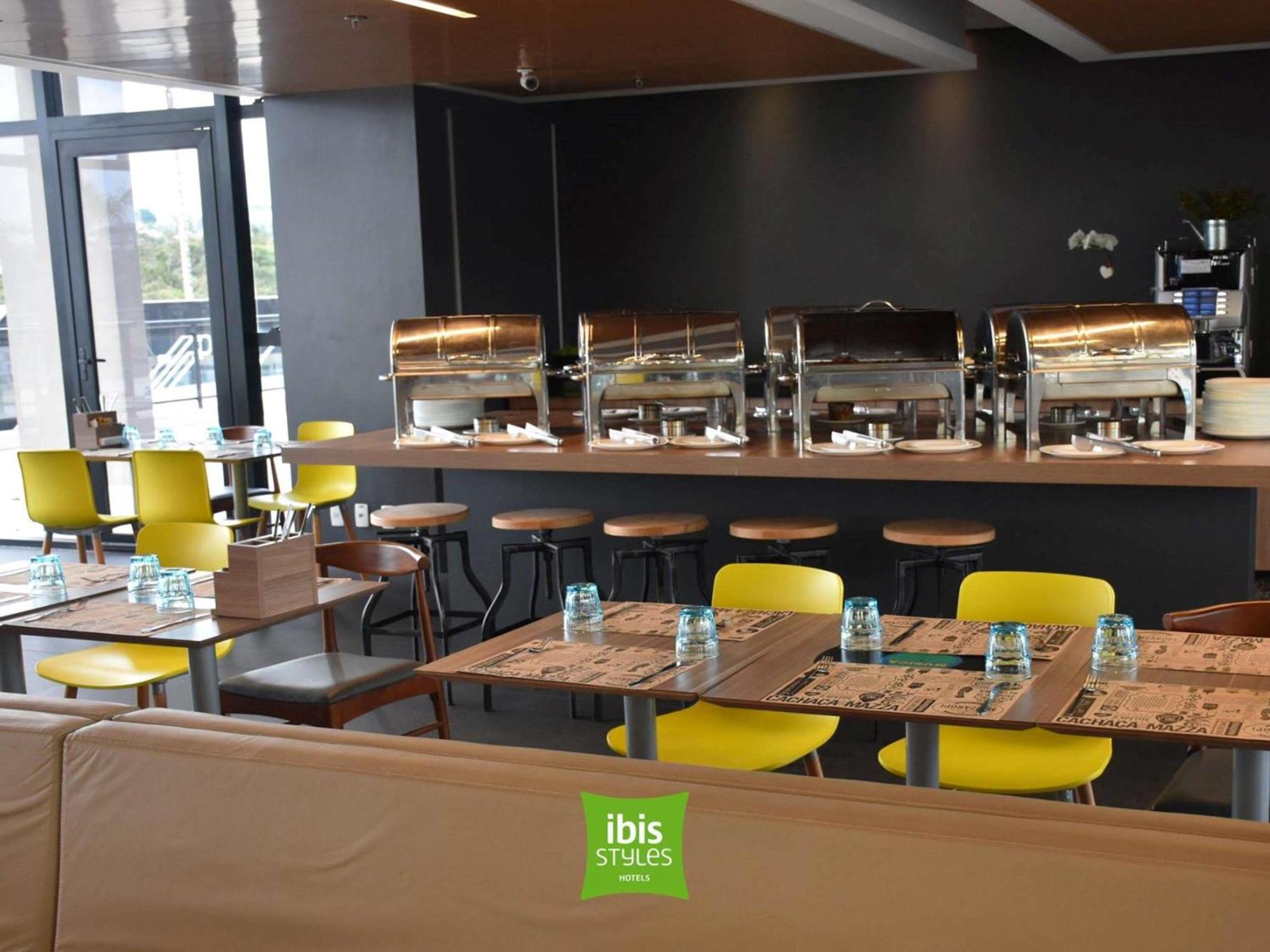 Ibis Styles Taubate Hotel Bagian luar foto