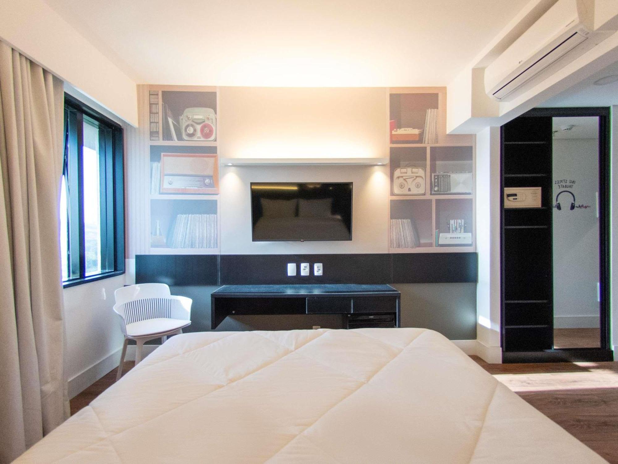 Ibis Styles Taubate Hotel Bagian luar foto