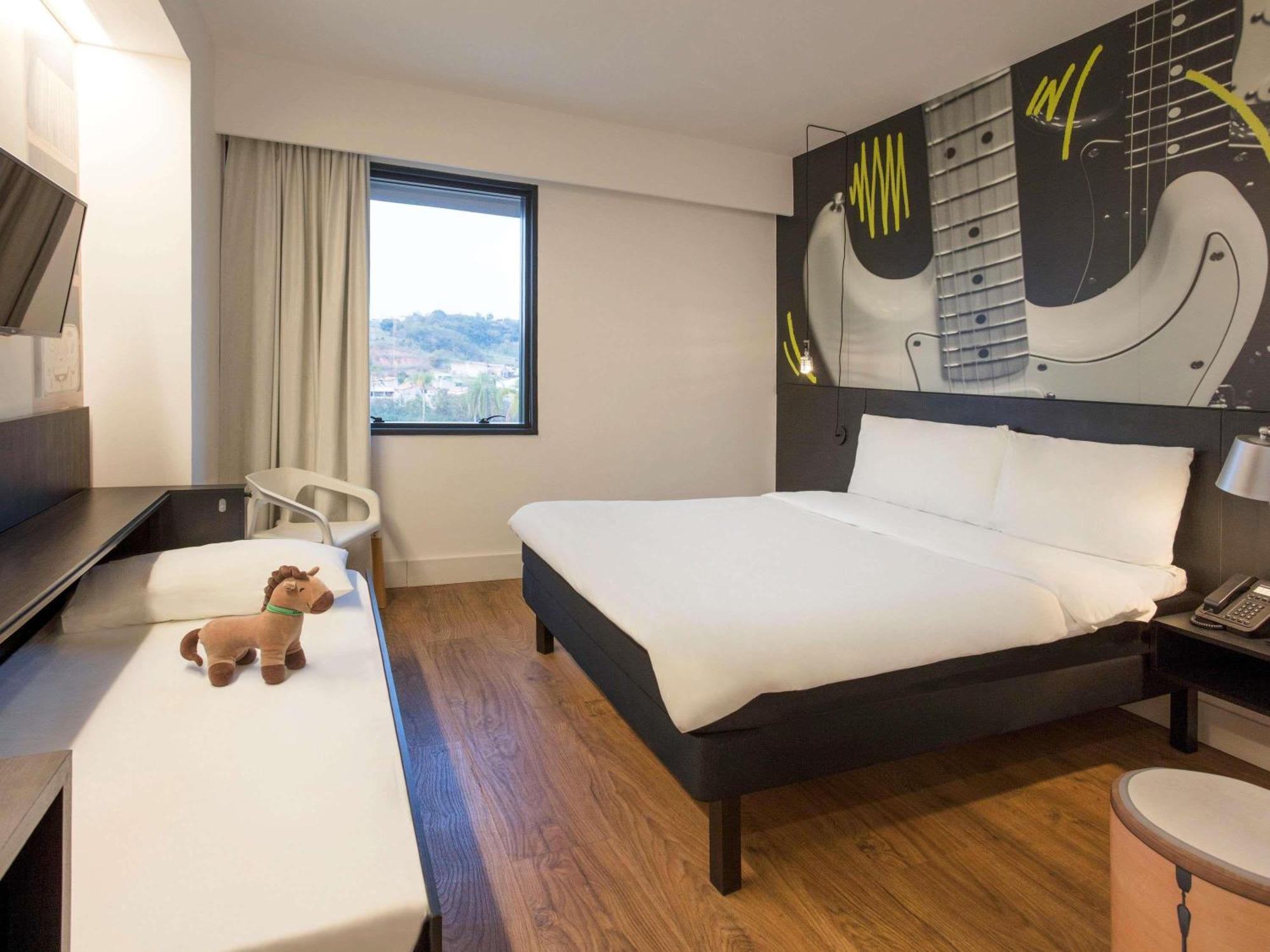 Ibis Styles Taubate Hotel Bagian luar foto